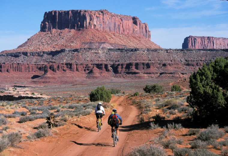 White Rim bike trail in Canyonlands National Park. Monika biked 100 miles on the trail with her Spring Summit course. Photo courtesy of Monika Fleming. 